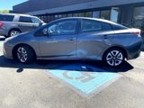 Used 2016 Toyota Prius Four Touring image 2