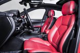 Certified 2023 Porsche Macan Turbo image 5