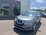 Used 2018 Nissan Rogue S image 2