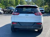 Used 2017 Jeep Cherokee Sport image 4