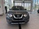 Used 2018 Nissan Rogue SV w/ Sun & Sound Touring Package image 2