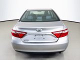 Used 2015 Toyota Camry LE image 6