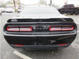 Used 2019 Dodge Challenger SXT image 4
