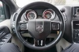 Used 2017 Dodge Grand Caravan SXT image 3
