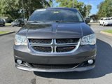 Used 2019 Dodge Grand Caravan SXT image 2