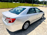 Used 2014 Toyota Camry LE image 5
