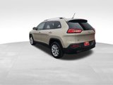 Used 2015 Jeep Cherokee Latitude image 4