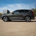 Certified 2022 Volvo XC60 B5 Inscription w/ Advanced Package image 3