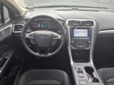 Used 2019 Ford Fusion SE image 3