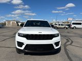 Used 2024 Jeep Grand Cherokee Altitude image 3