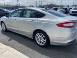 Used 2013 Ford Fusion SE image 2