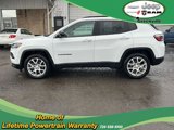 Used 2024 Jeep Compass Latitude image 2