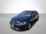 Used 2015 Volkswagen Golf S image 2