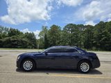 Used 2014 Chrysler 300 w/ Driver Convenience Group image 4
