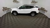 Used 2022 GMC Terrain SLE w/ Driver Convenience Package image 5