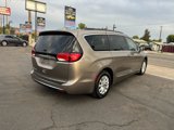 Used 2017 Chrysler Pacifica Touring-L image 5