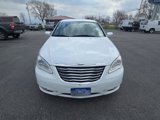 Used 2013 Chrysler 200 LX image 3