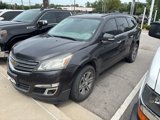 Used 2015 Chevrolet Traverse LT image 2