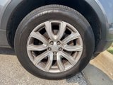 Used 2018 Land Rover Range Rover Evoque SE image 4