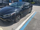 Used 2022 Kia Forte LXS w/ LXS Technology Package image 3