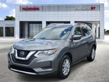 Certified 2020 Nissan Rogue SV image 3