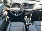 Used 2022 Buick Encore GX Essence image 2