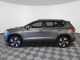 Certified 2024 Volkswagen Taos SE image 5