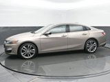 Used 2022 Chevrolet Malibu LT image 2