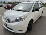 Used 2017 Toyota Sienna Limited image 3