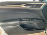 Used 2017 Ford Fusion SE image 5