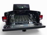 Used 2023 Jeep Gladiator Sport image 5