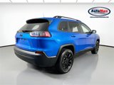 Used 2023 Jeep Cherokee Altitude Lux image 2