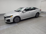 Used 2023 Nissan Altima 2.5 SV image 2