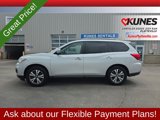 Used 2017 Nissan Pathfinder SV image 6