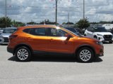 Used 2021 Nissan Rogue Sport SV image 2