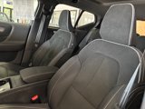 Used 2023 Volvo XC40 Recharge Ultimate image 5