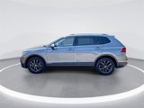 Used 2023 Volkswagen Tiguan SE image 4