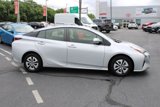 Certified 2018 Toyota Prius Three image 6