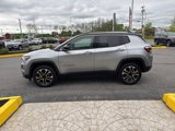 Certified 2022 Jeep Compass Limited image 4
