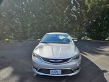 Used 2015 Chrysler 200 Limited image 3