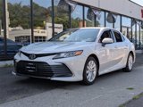 Used 2022 Toyota Camry LE image 2