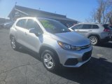 Used 2017 Chevrolet Trax LS image 2
