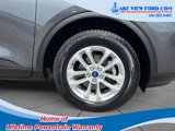 Used 2020 Ford Escape SE image 3