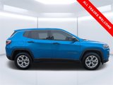 Used 2025 Jeep Compass Sport image 2