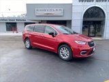 New 2025 Chrysler Pacifica Select image 2