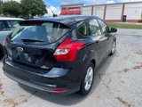 Used 2013 Ford Focus SE w/ SE Winter Pkg image 5