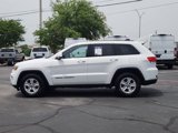 Certified 2017 Jeep Grand Cherokee Laredo image 4