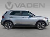 New 2025 Hyundai Venue SEL image 2