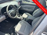 Used 2017 Hyundai Elantra SE image 5