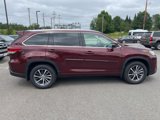 Used 2017 Toyota Highlander XLE image 4